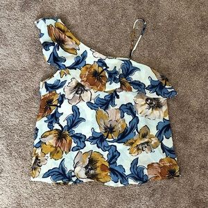 •Floral Asymmetrical Top•